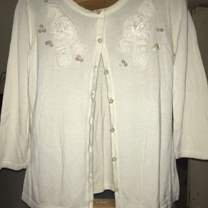Eggshell 3/4 sleeve button up sweater with sequenc